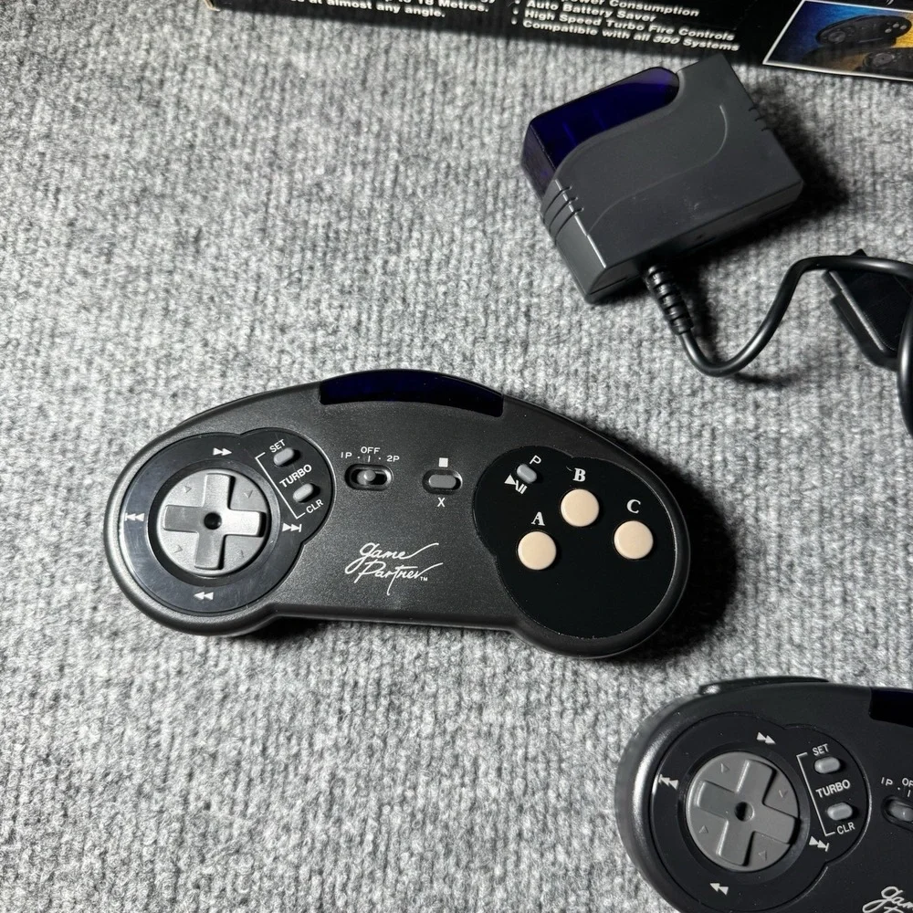 Stealth Infra-Red Joypad‎ Controller for the Panasonic 3DO Complete in Box